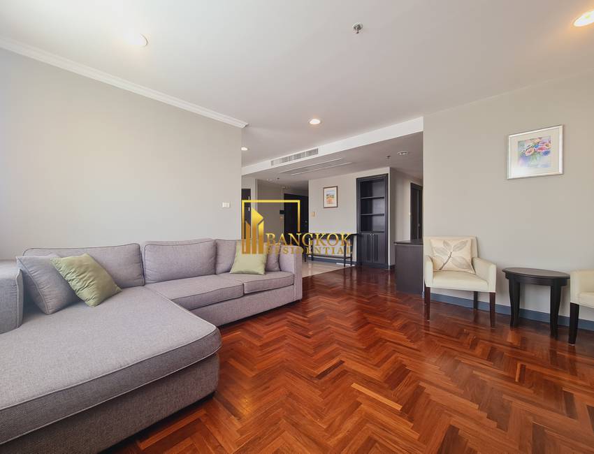 3-bed-condo-Lake-Green-2378-image-01