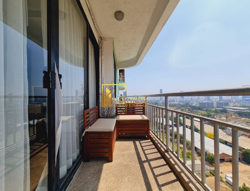 3-bed-condo-Lake-Green-2378-image-09