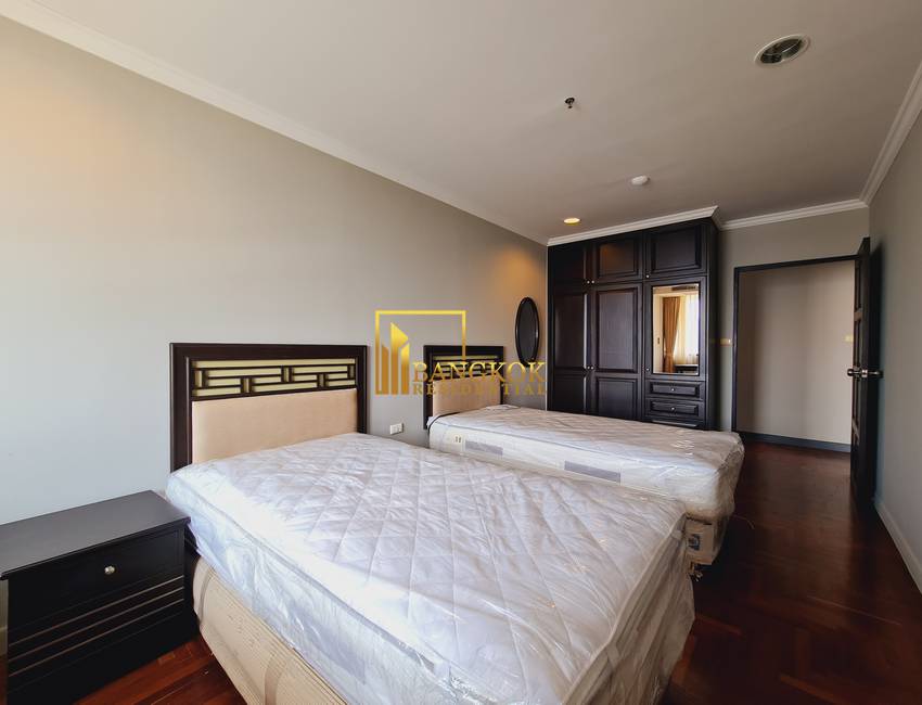 3-bed-condo-Lake-Green-2378-image-13